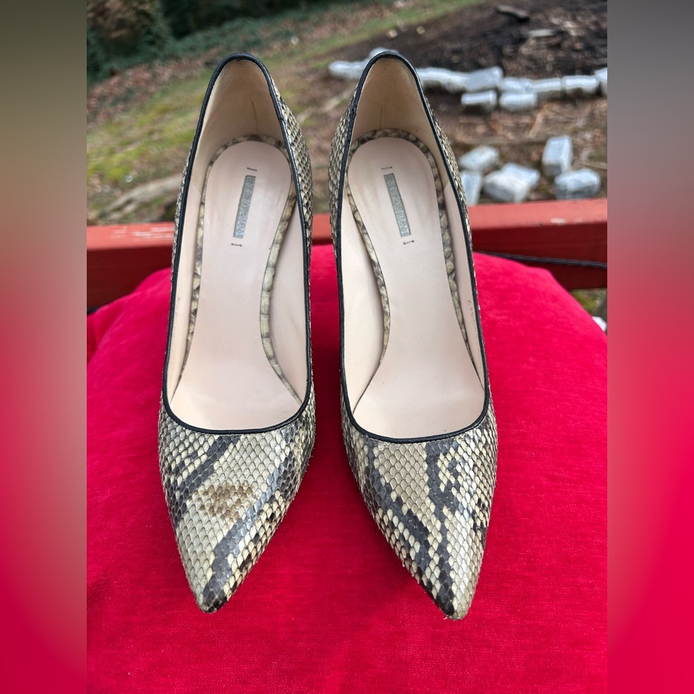 Giorgio Armani Snakeskin Patterned Heels